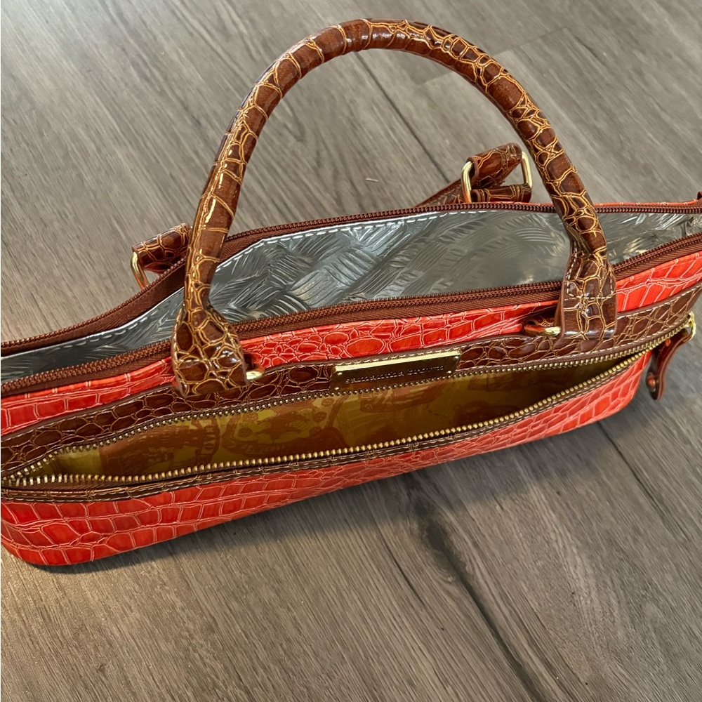 NWOT Coral and Brown Crocodile Embossed Women's Wine carrier - Picture 8 of 10